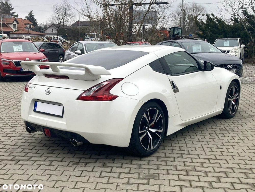 Nissan 370 Z - 5