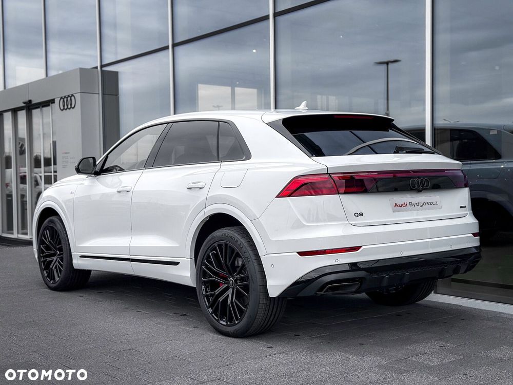 Audi Q8 - 7