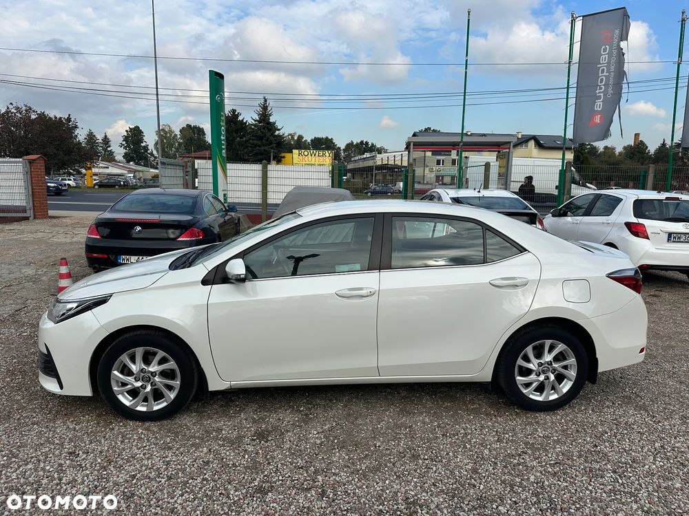 Toyota Corolla - 5