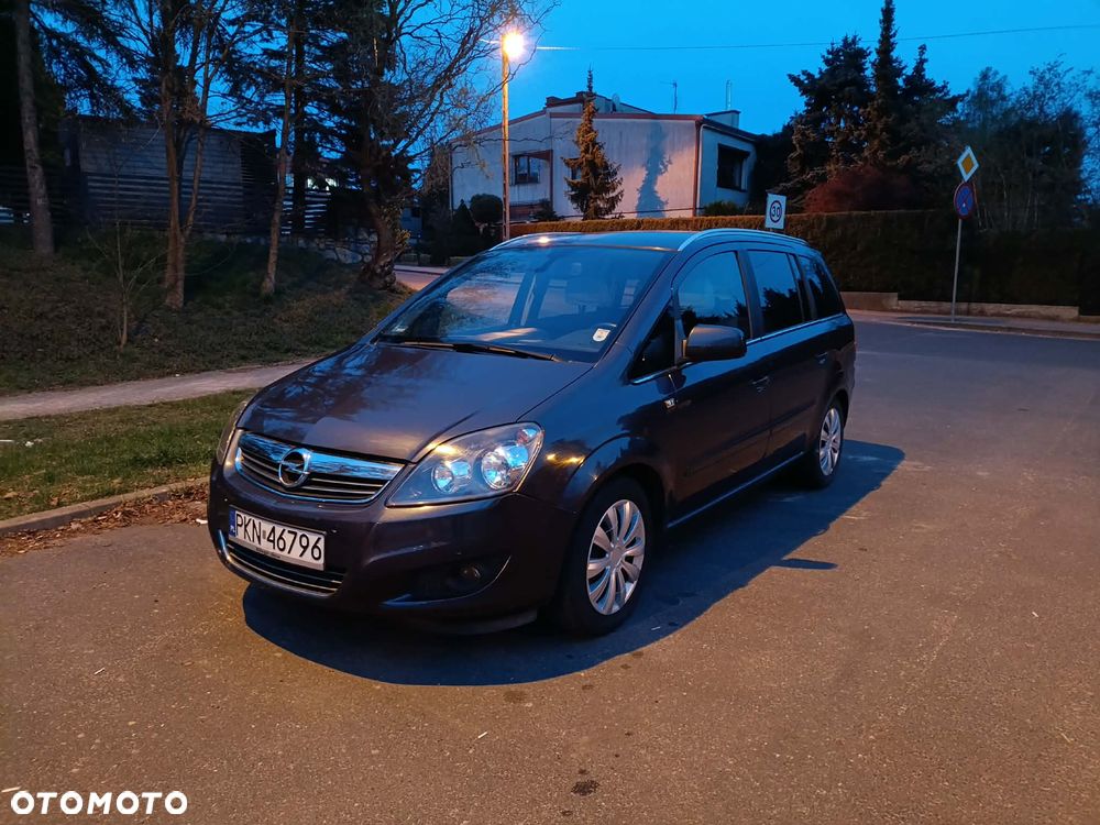 Opel Zafira 1.6 ECOFLEX Family Plus - 25