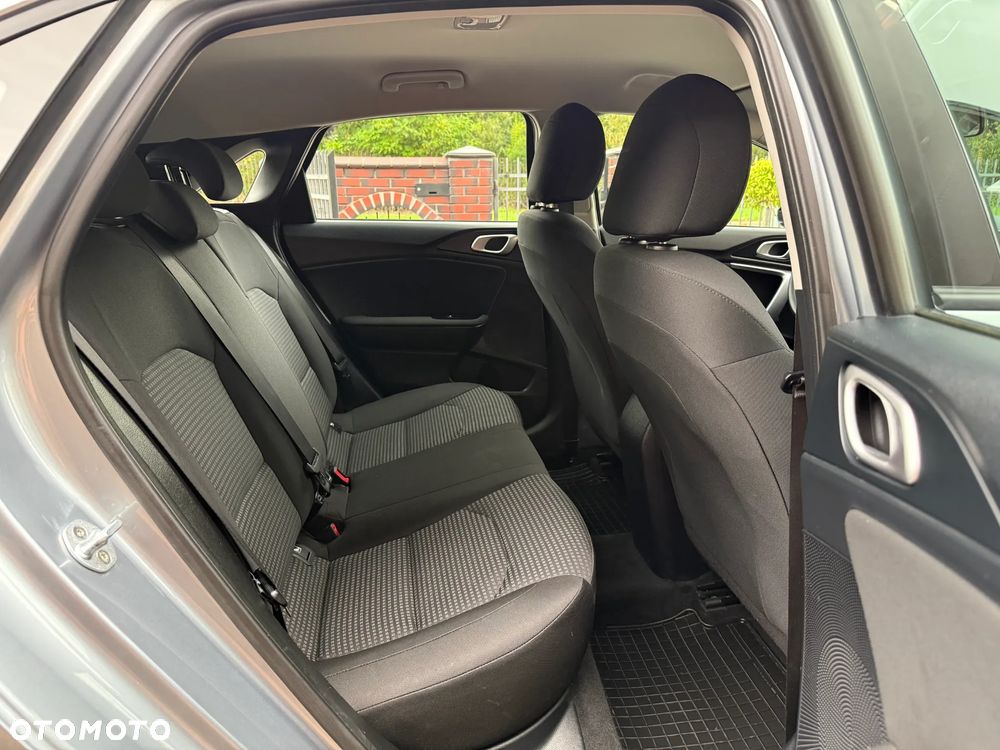 Kia Ceed 1.4 S - 28