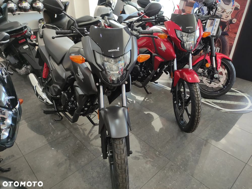 Honda CB - 1