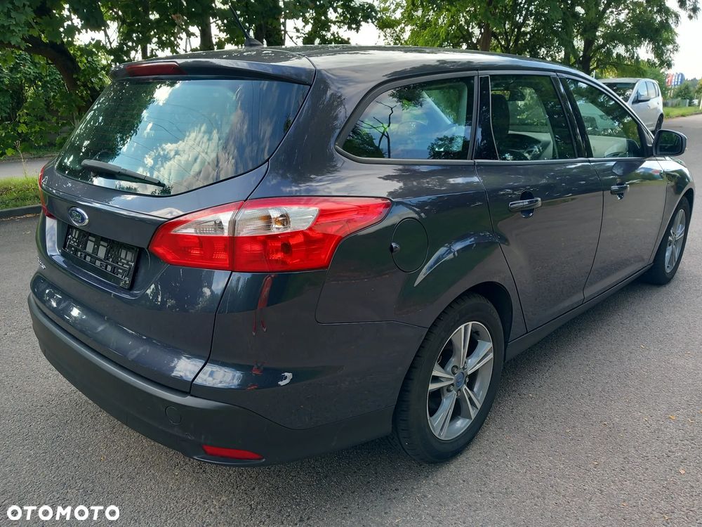 Ford Focus 1.6 TI-VCT Champions Edition - 4