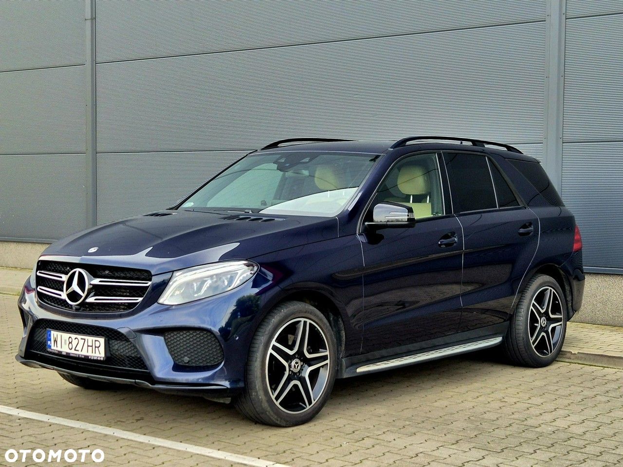 Mercedes-Benz GLE - 1
