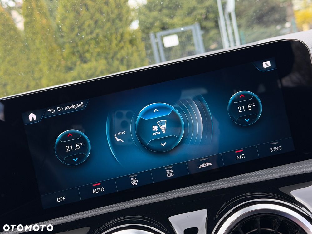 Mercedes-Benz CLA 220 d 8G-DCT - 26