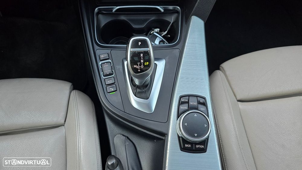 BMW 320 Gran Turismo - 43