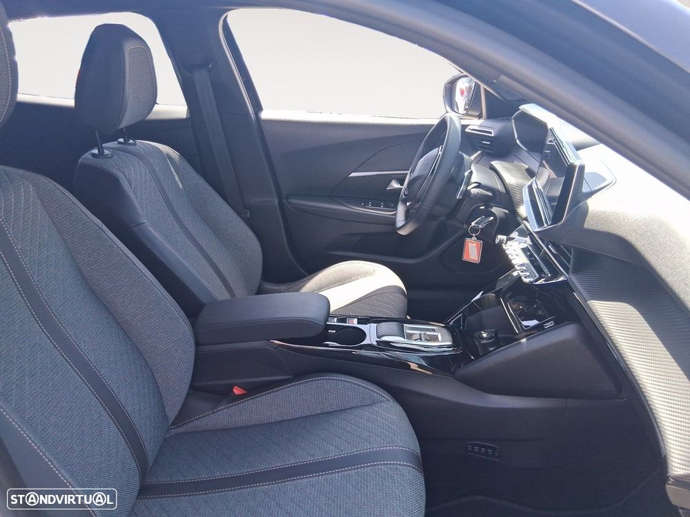 Peugeot 2008 - 15