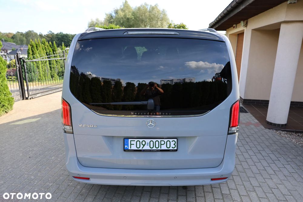 Mercedes-Benz Klasa V 250 d Avantgarde 9G-Tronic (długi) - 13