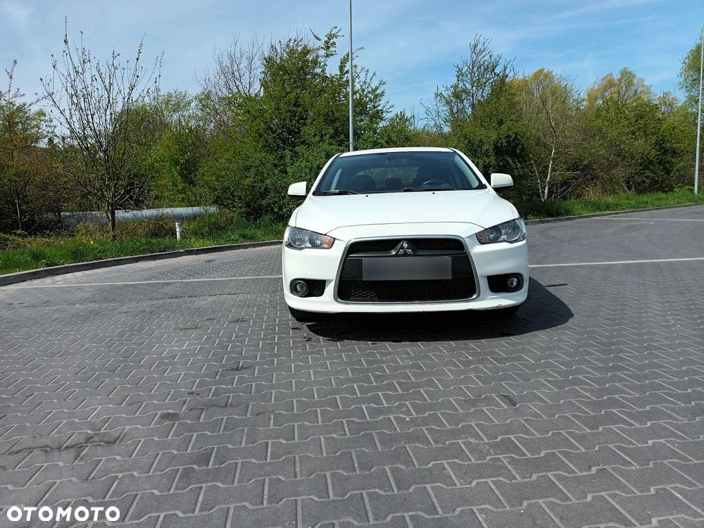 Mitsubishi Lancer 1.6 Invite - 8