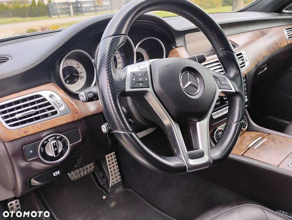 Mercedes-Benz CLS Shooting Brake 350 CDI 4Matic DPF B.EFF 7G-TR Edition 1 - 11
