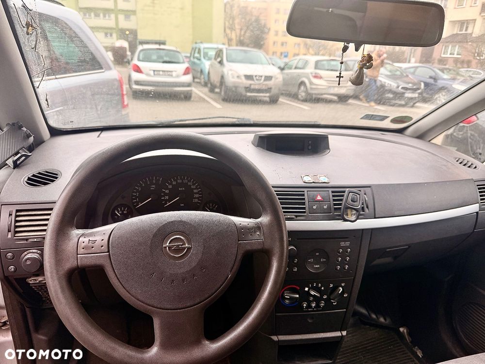 Opel Meriva 1.6 16V Essentia Easytronic - 6