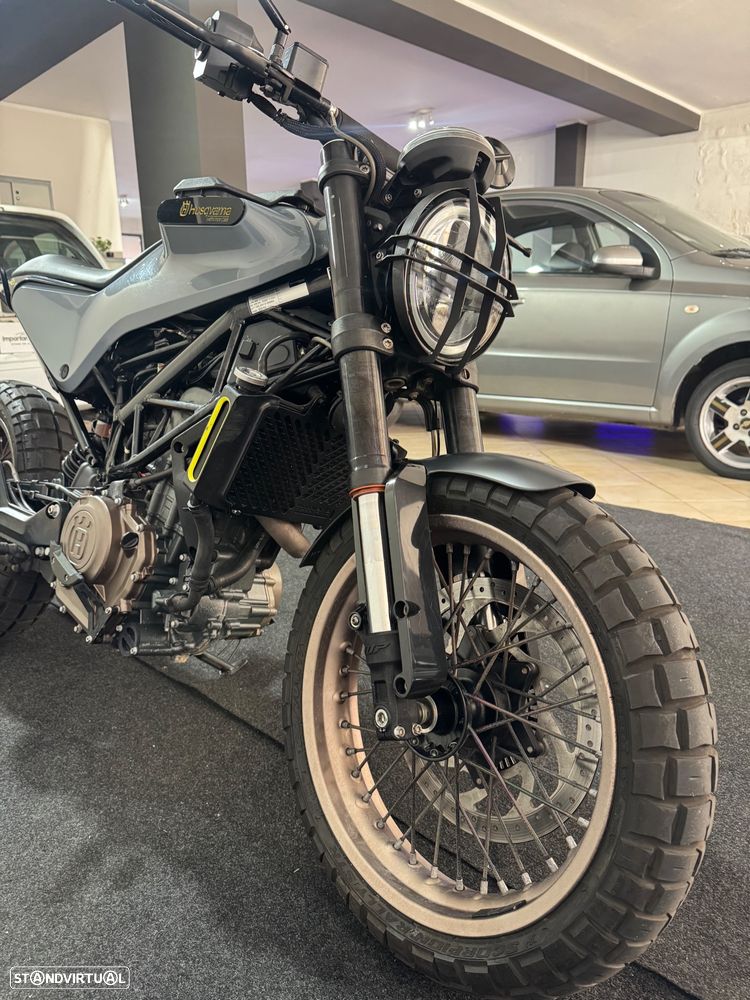 Husqvarna Vitpilen 401 - 5