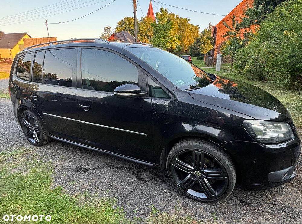 Volkswagen Touran - 5