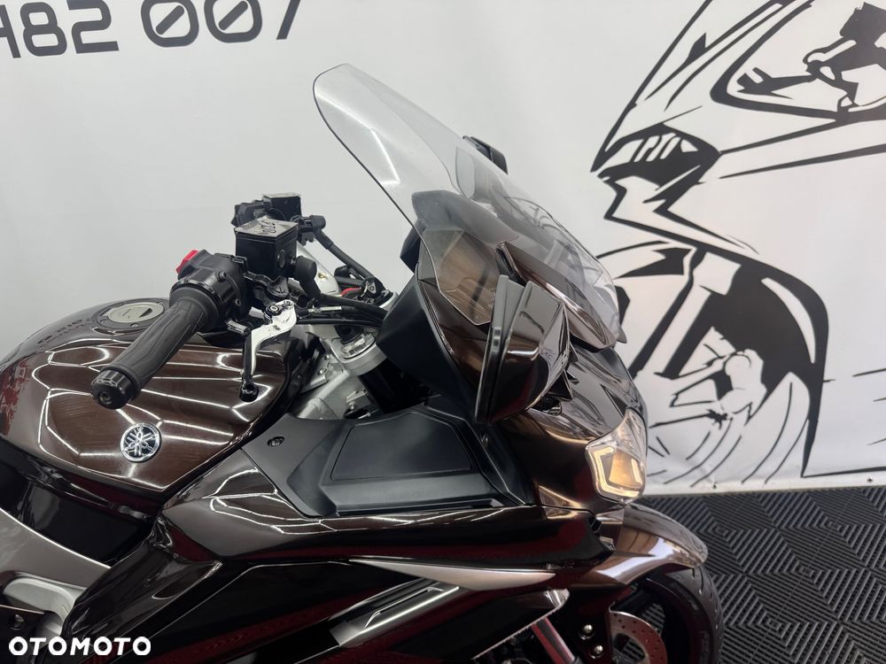 Yamaha FJR - 33