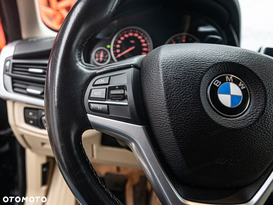BMW X5 xDrive40d - 16