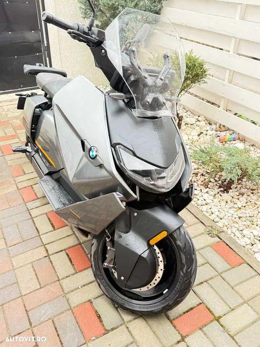 BMW CE 04 - 5