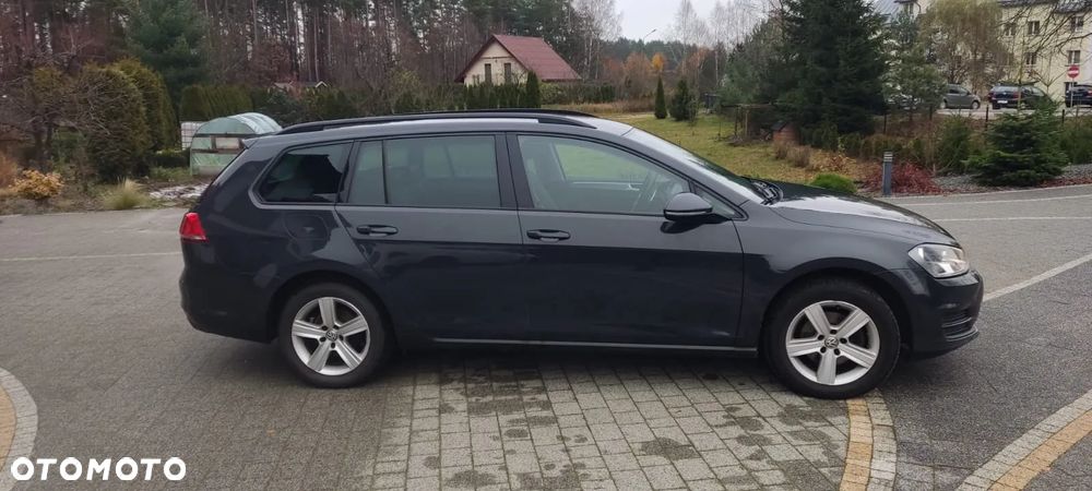 Volkswagen Golf - 25