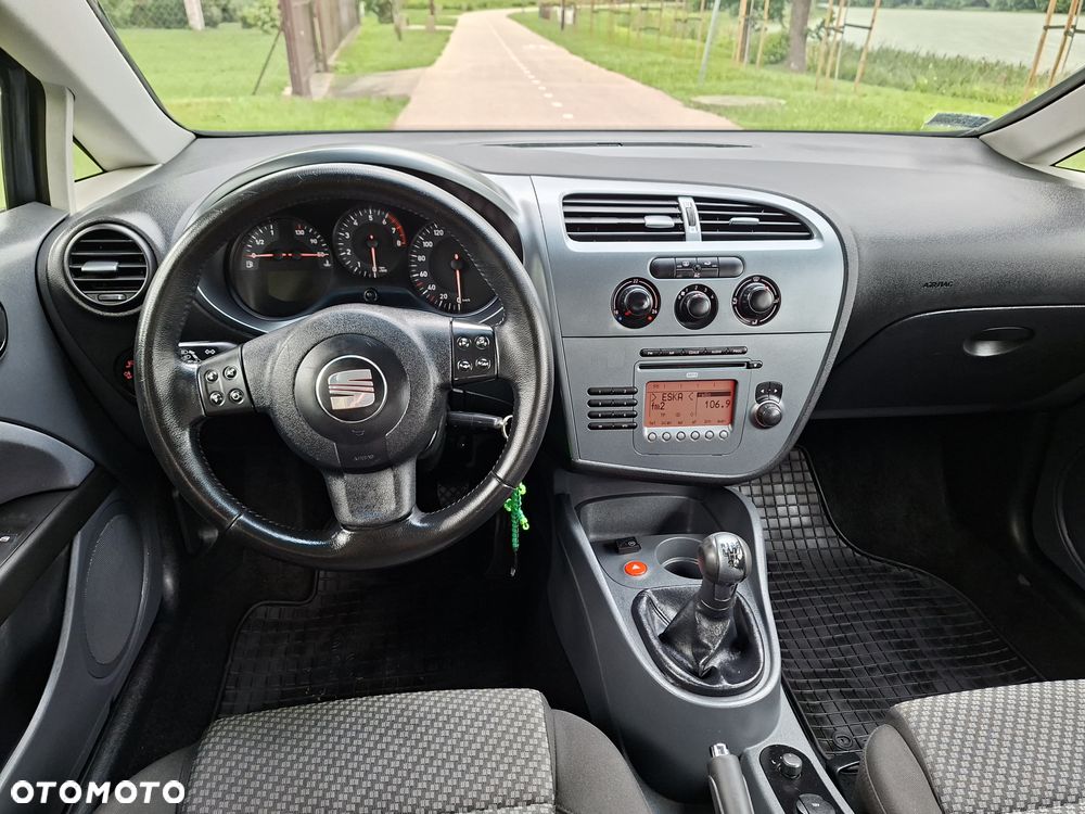 Seat Leon 1.6 Stylance - 32