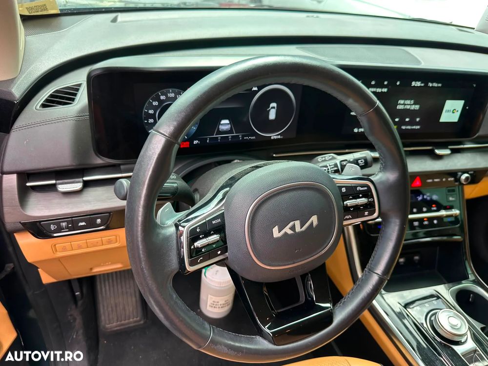 KIA Carnival 2022 — imagine 7