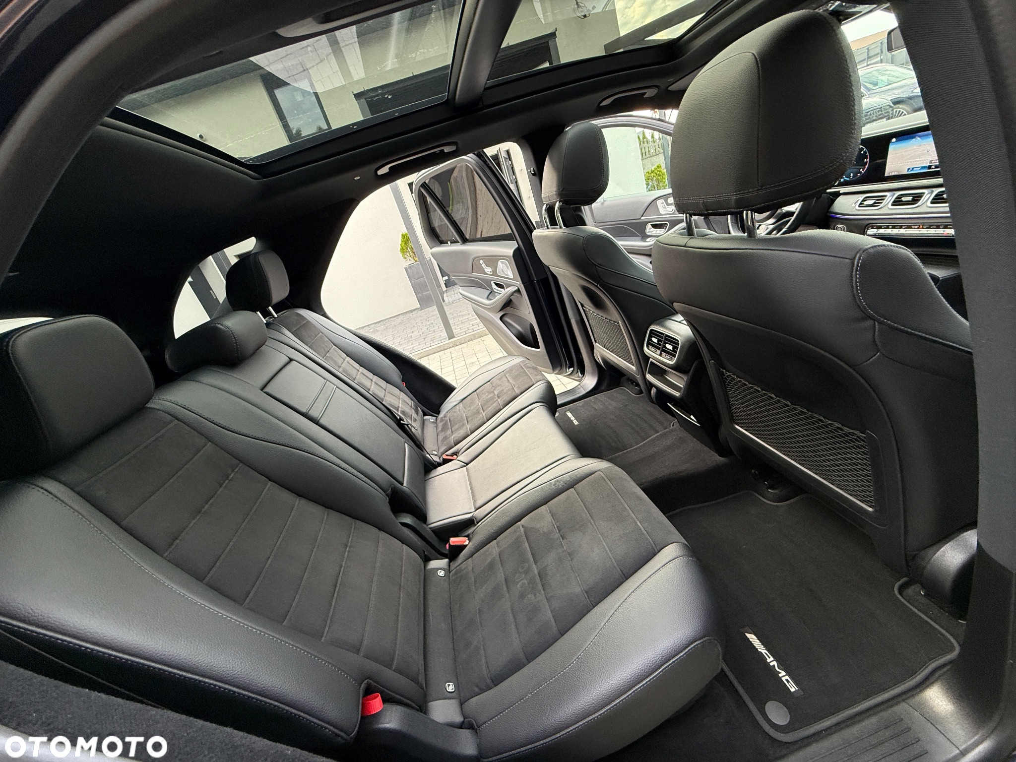 Mercedes-Benz GLE 300 d 4-Matic - 33