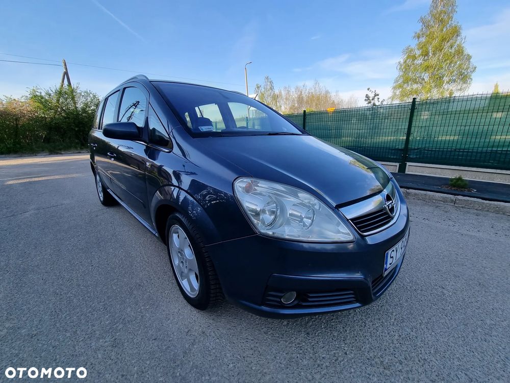 Opel Zafira 1.9 CDTI Cosmo - 2