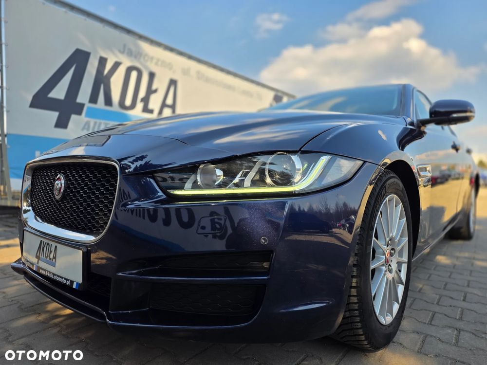 Jaguar XE E-Performance Portfolio - 9