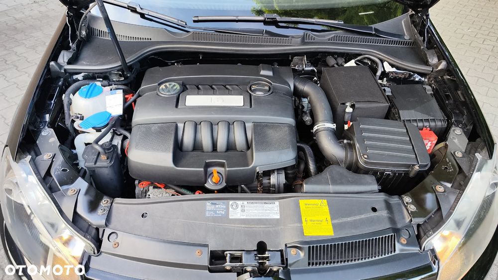 Volkswagen Golf 1.6 Comfortline - 34