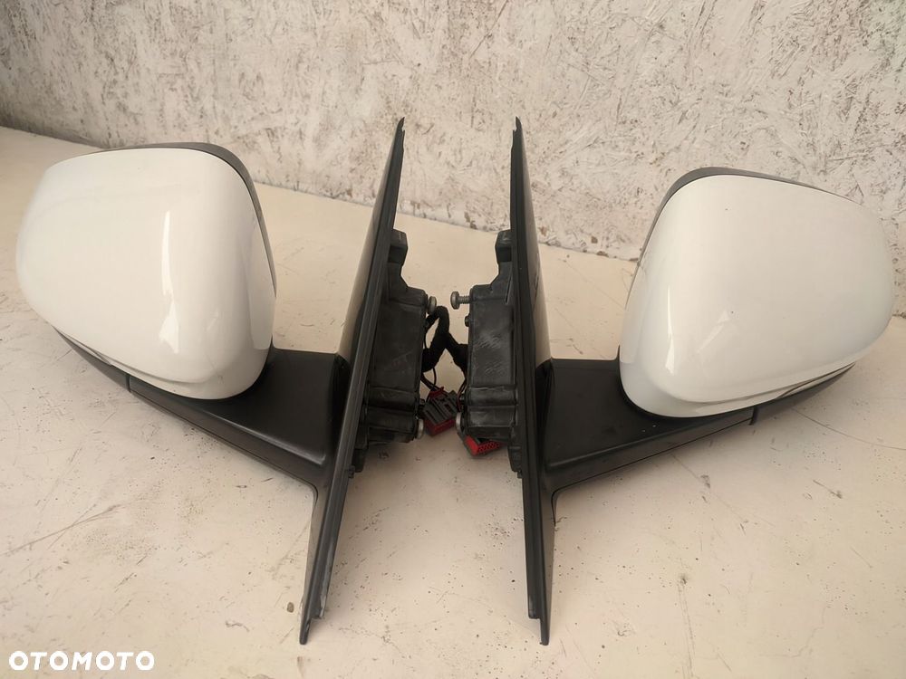 JAGUAR XE X760 LUSTERKO PRAWE 6 PIN EU - 2