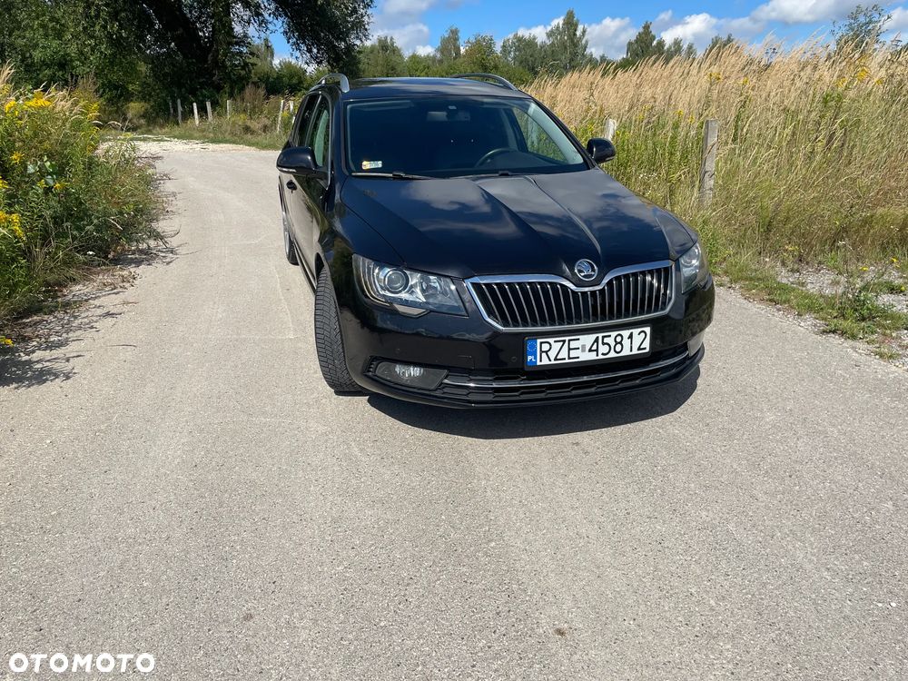 Skoda Superb 2.0 TSI Elegance DSG - 2