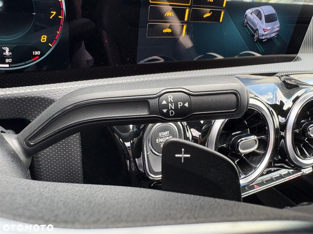 Mercedes-Benz CLA - 26