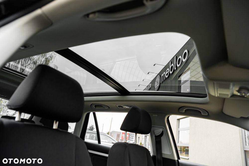 Volkswagen Golf Variant - 23