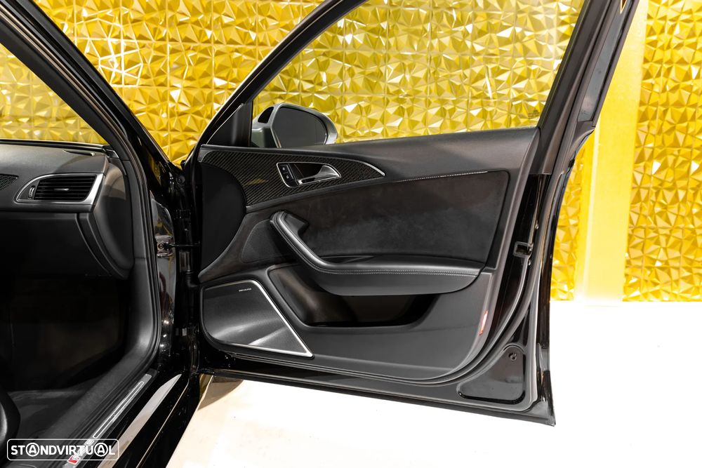 Audi RS6 Avant 4.0 TFSi Plus quattro Tiptronic - 25