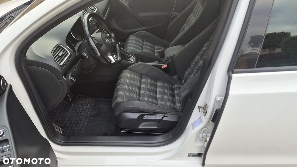 Volkswagen Golf 2.0 TDI DPF GTD - 19