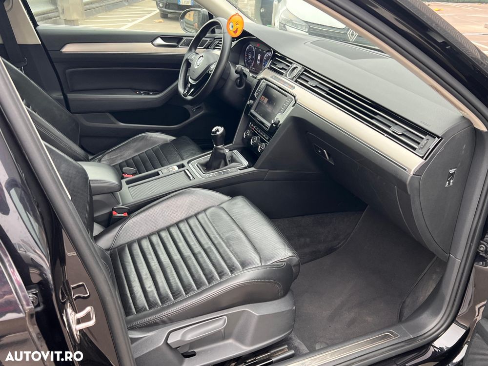 Volkswagen Passat 2.0 TDI BlueMotion Technology Highline - 19