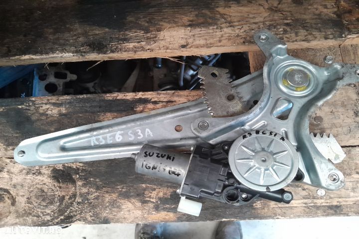 Macara geam fata dreapta electrica 83560-61M00 262100-5670 83560-61M0 - 6