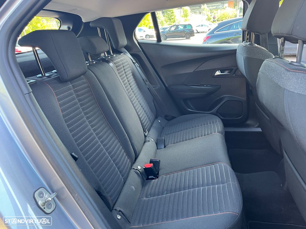Peugeot 2008 1.2 PureTech Active - 15