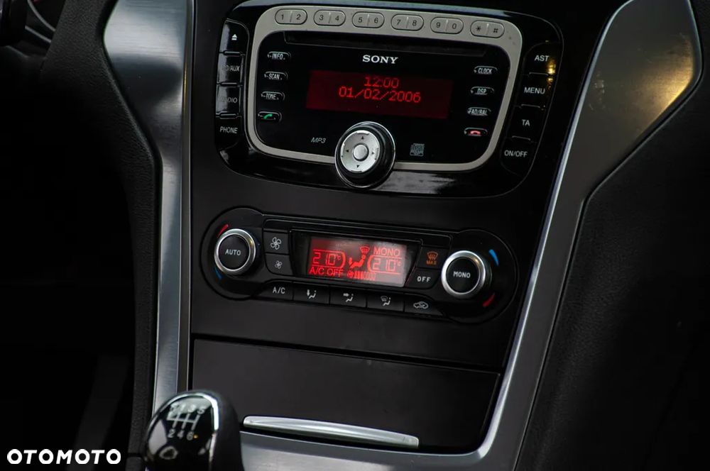 Ford Mondeo 2.0 TDCi Titanium S - 28