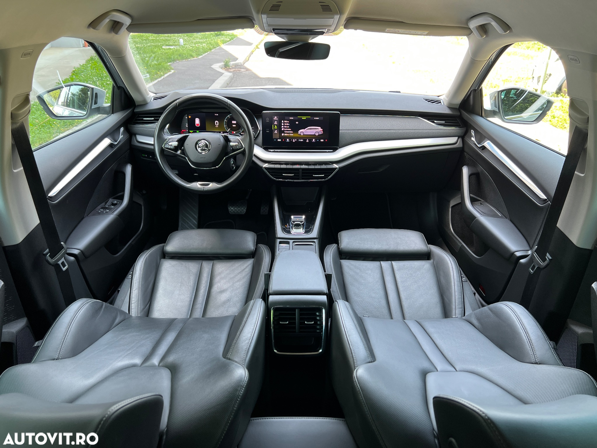 Skoda Octavia Combi 1.4 TSI iV DSG First Edition - 10