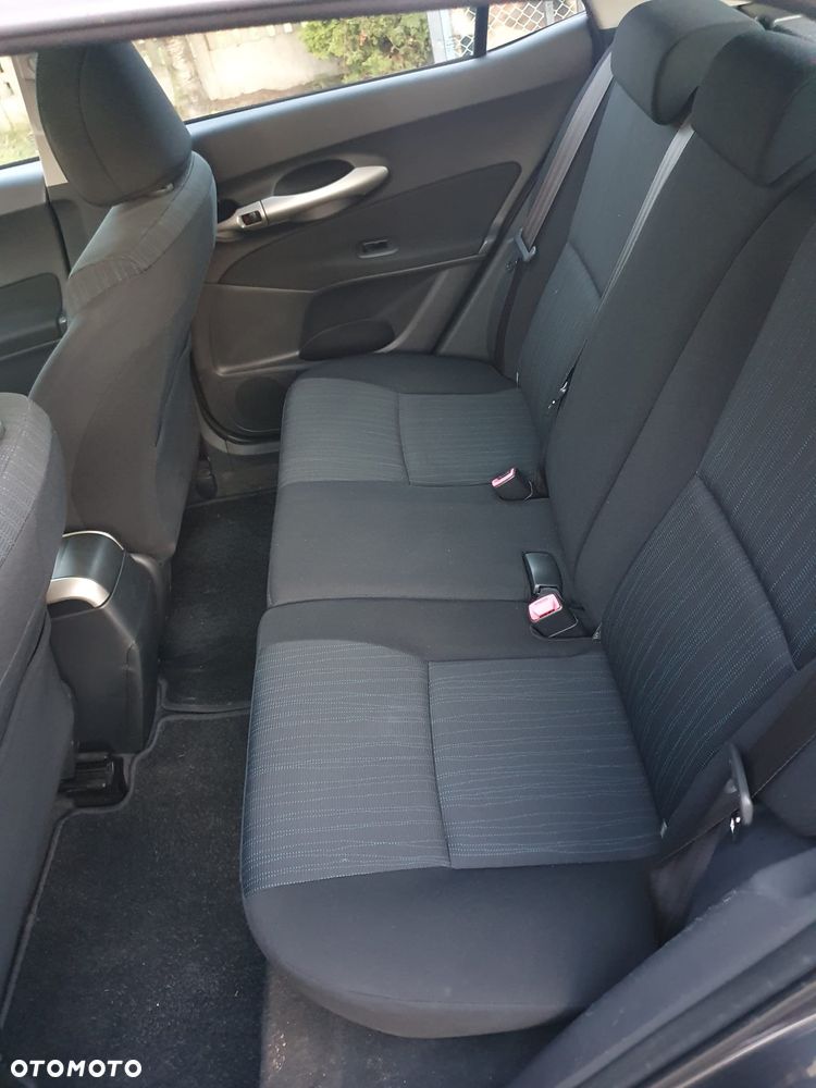 Toyota Auris 2.0 D-4D Edition - 10