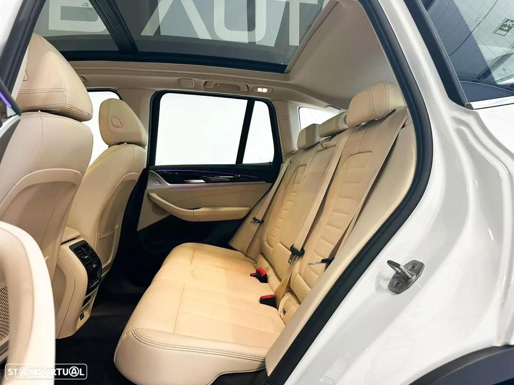 BMW X3 30 e xDrive Line Luxury - 12