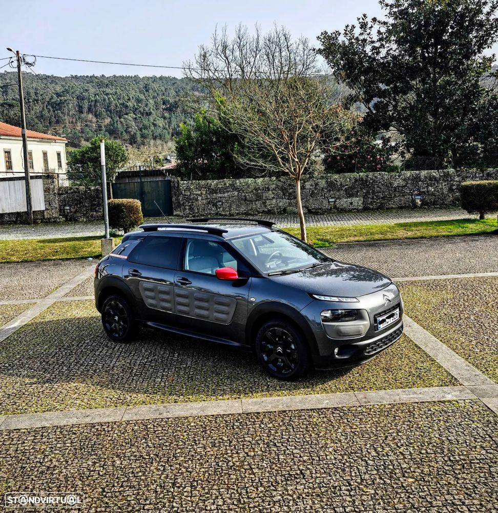 Citroën C4 Cactus 1.6 BlueHDi Shine Ed.Midnight - 26