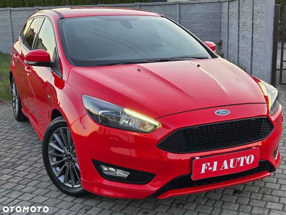 Ford Focus 1.0 EcoBoost Start-Stopp-System ST-LINE DESIGN - 12