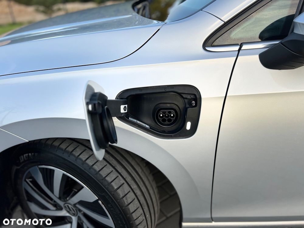 Volkswagen Golf VIII 1.4 TSI Plug-In Hybrid Style DSG - 26