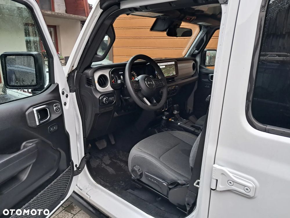 Jeep Wrangler 2.0 T-GDI Hardtop AWD Automatik Sport - 9