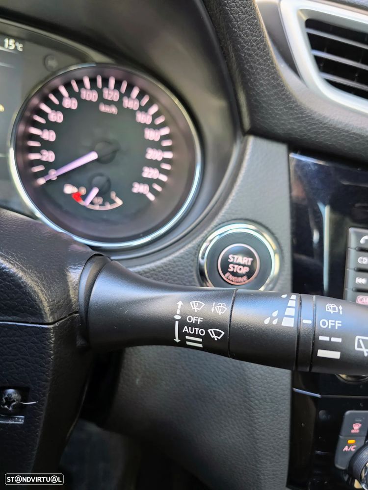 Nissan Qashqai 1.5 dCi N-Vision RS - 40