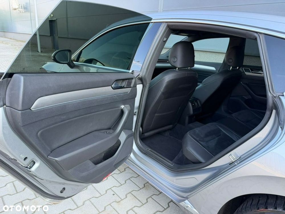 Volkswagen Arteon 2.0 TSI 4Motion R-Line Edition DSG - 11