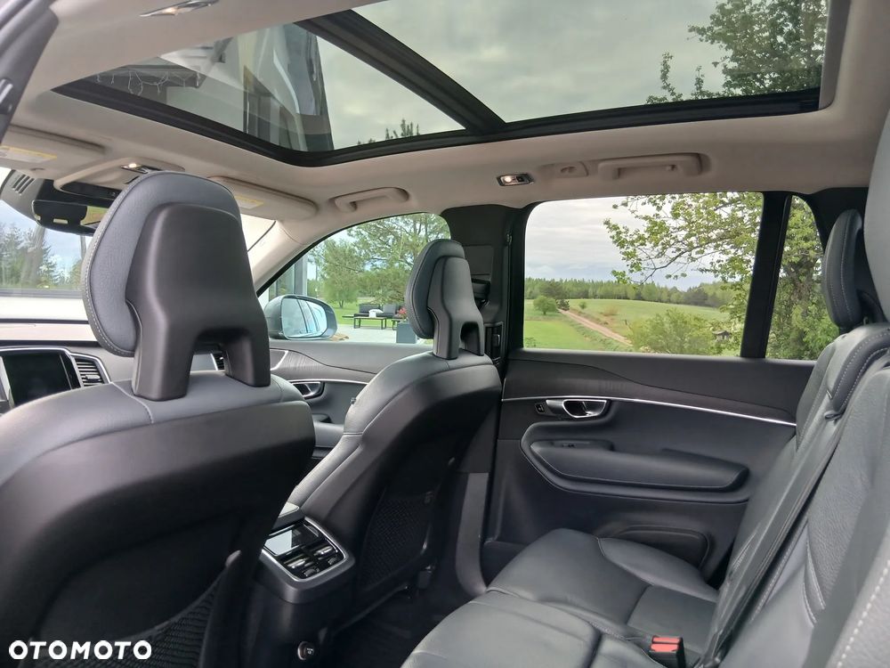 Volvo XC 90 - 28