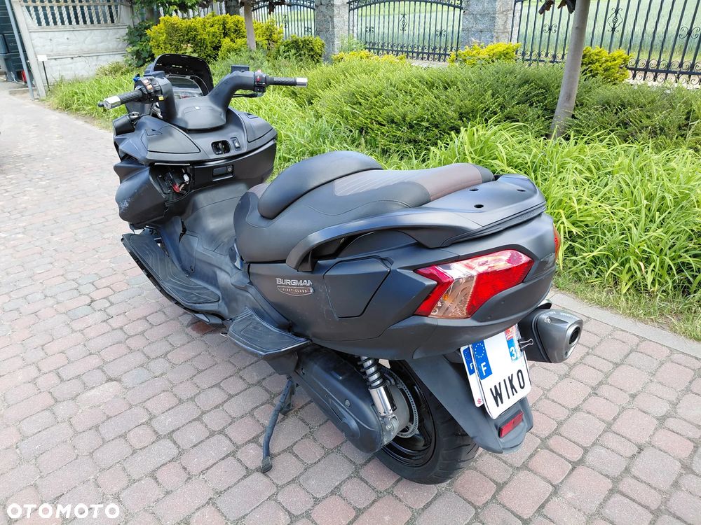Suzuki Burgman - 4