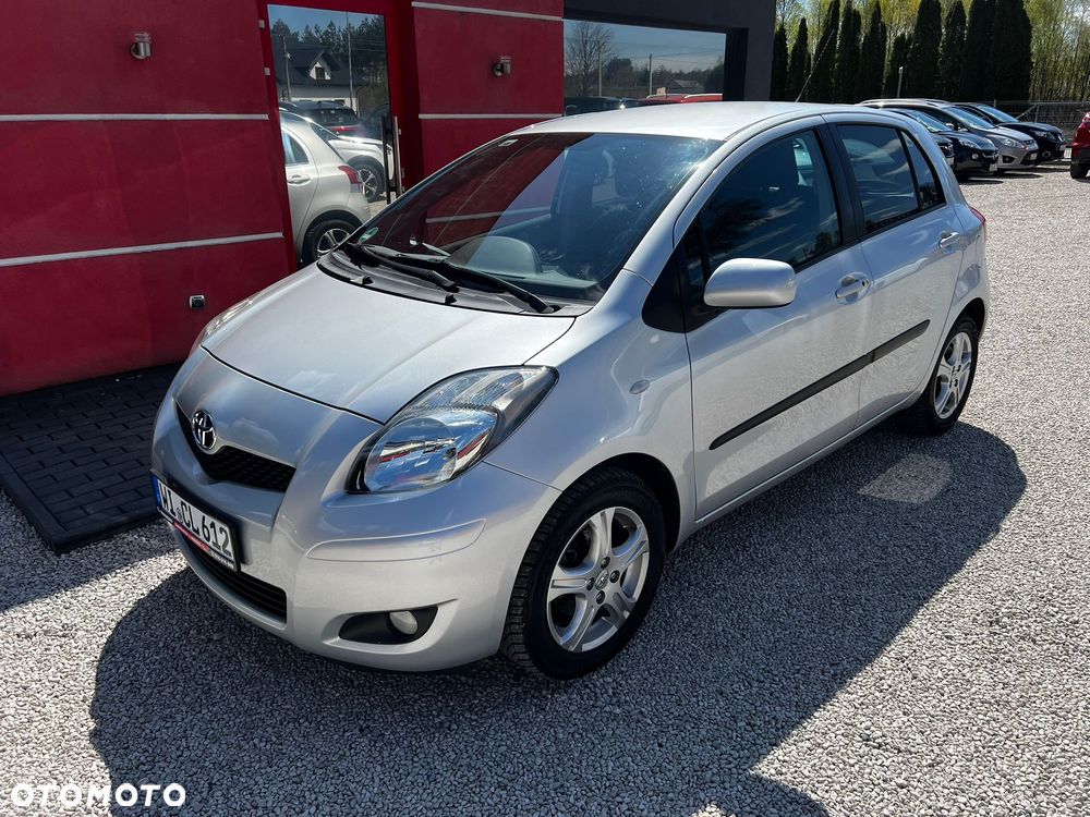 Toyota Yaris 1.33 VVT-i Executive - 3