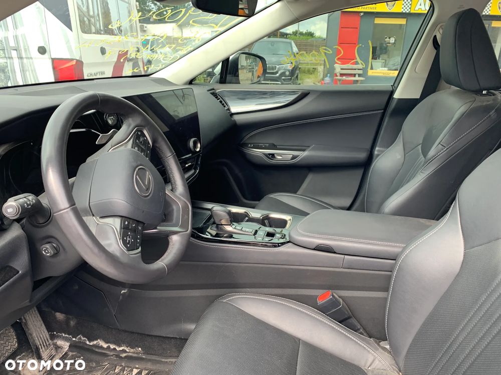Lexus NX 350h Business - 10